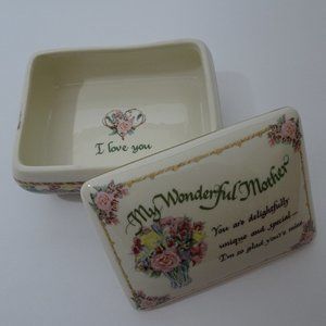 Audrey Jeannne's Expressions " My Wonderful Mother " Trinket Jewelry Box